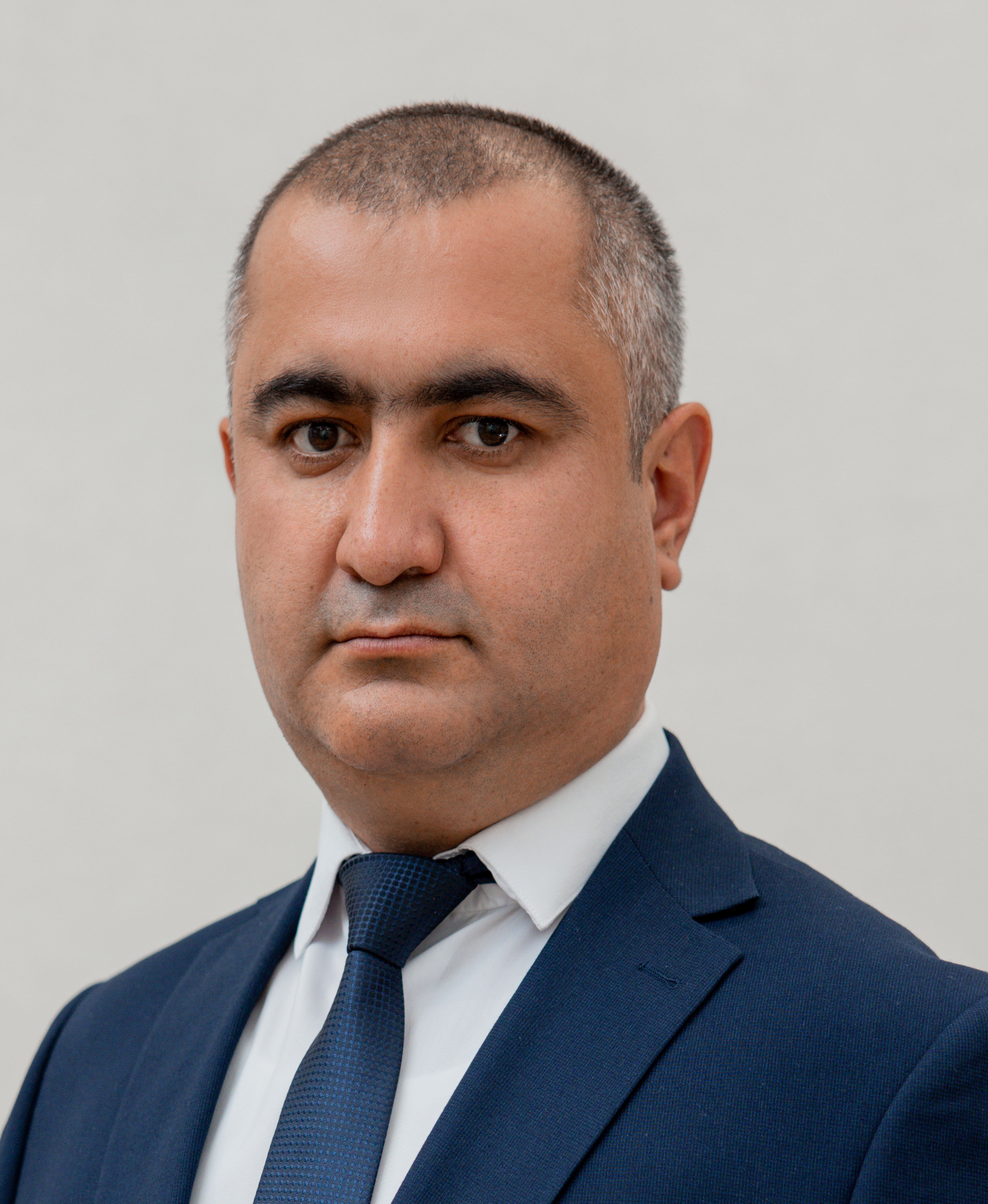 ДОВУДОВ Гулшан Мирбахоевич